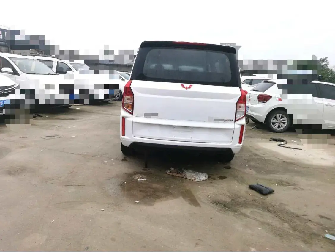 2019 WULING HONGGUANG thumbnail 3