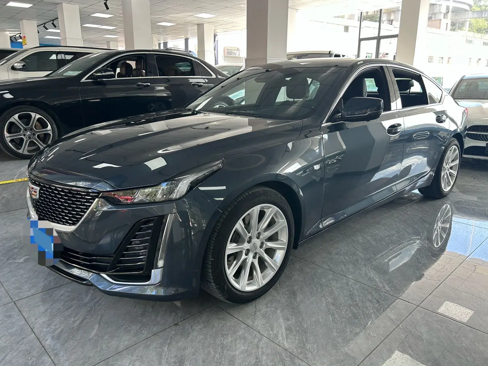 2021 CADILLAC CT5 view 1