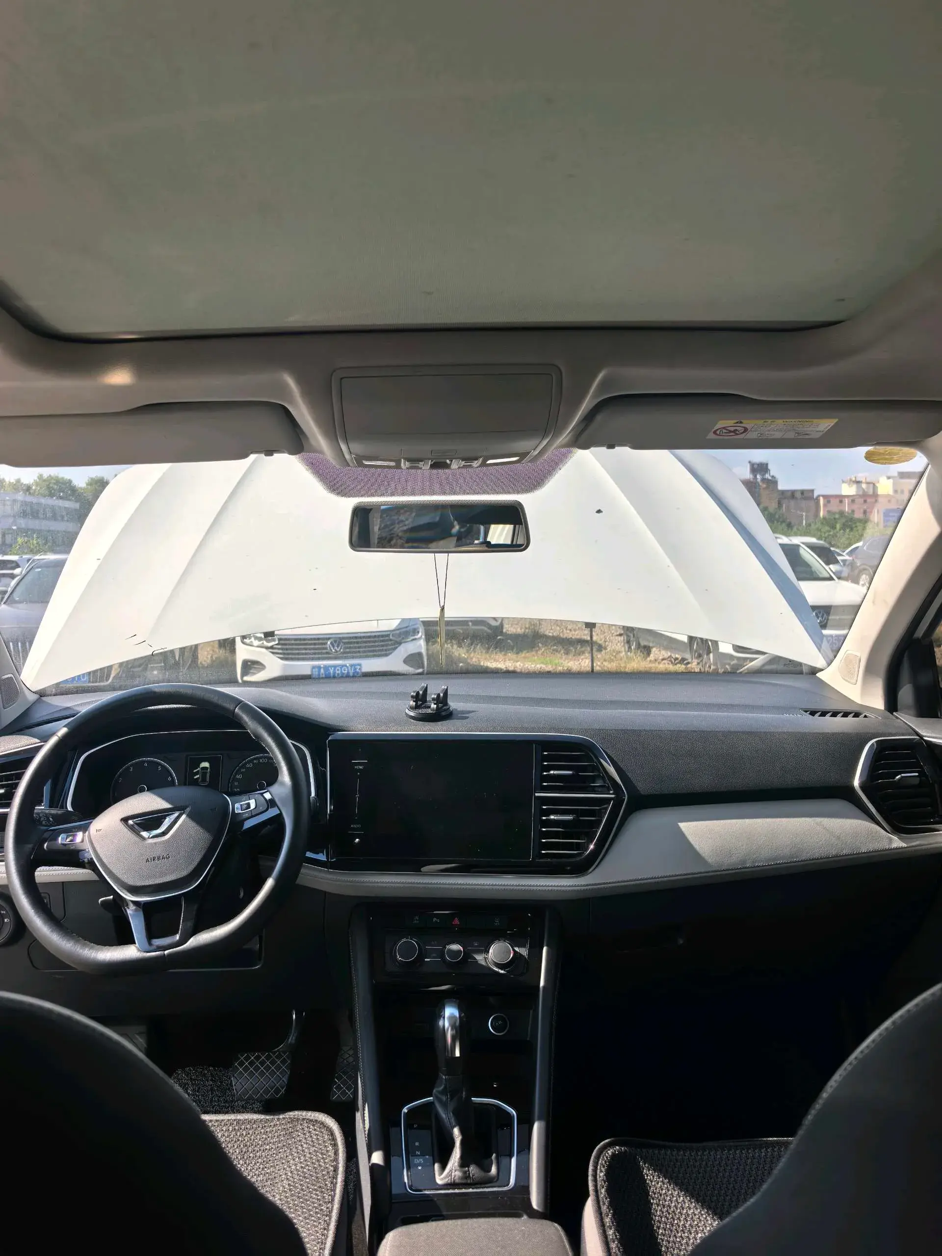 2022 JETTA VS7 thumbnail 4