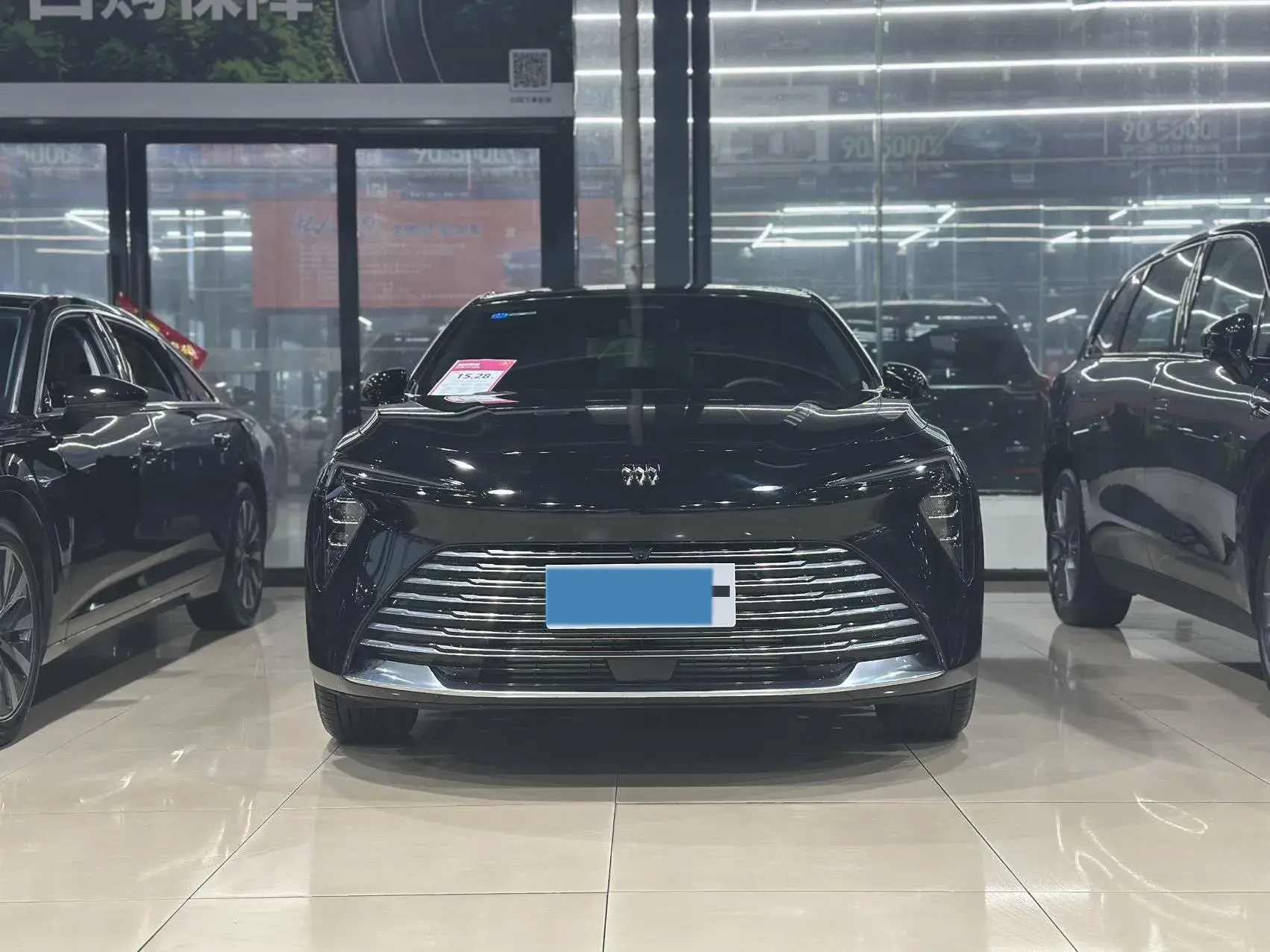 2025 BUICK LARCOSSE thumbnail 3