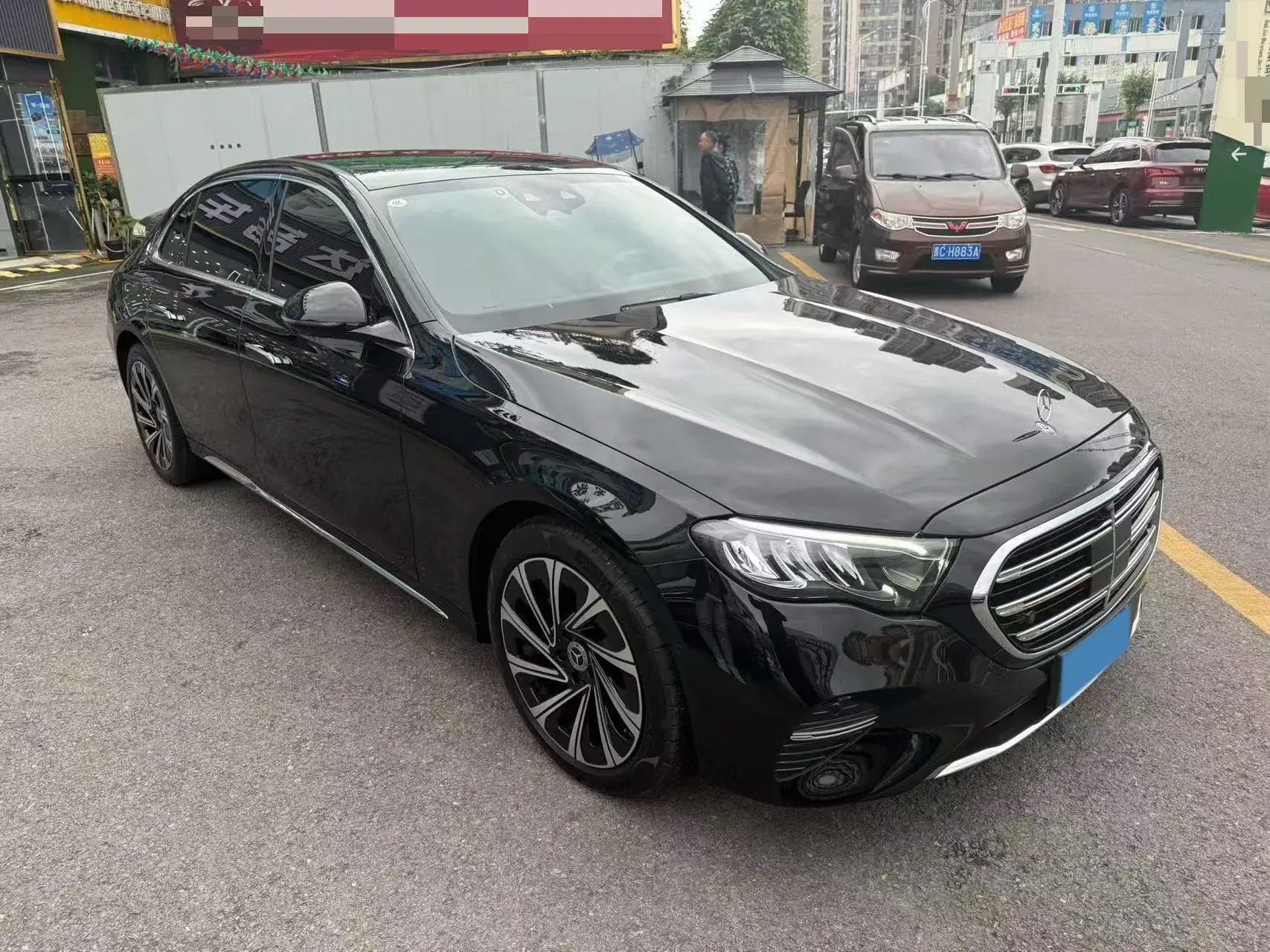 2025 MERCEDES-BENZ E thumbnail 3