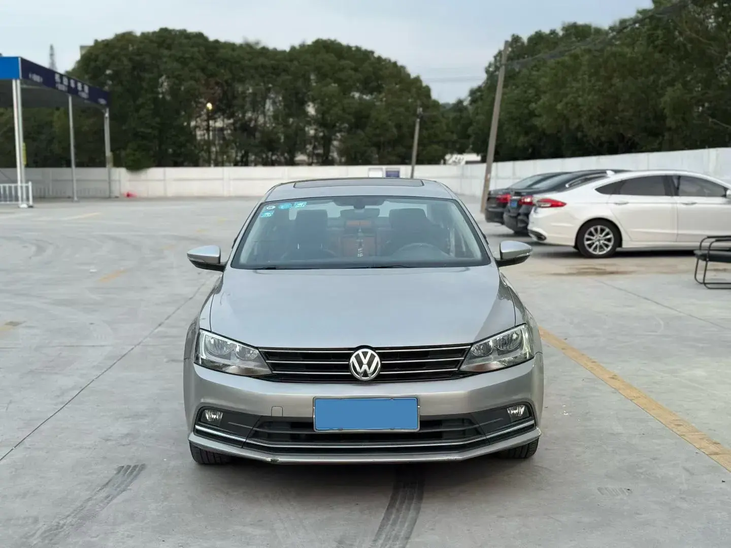 2018 VOLKSWAGEN SAGITAR thumbnail 2