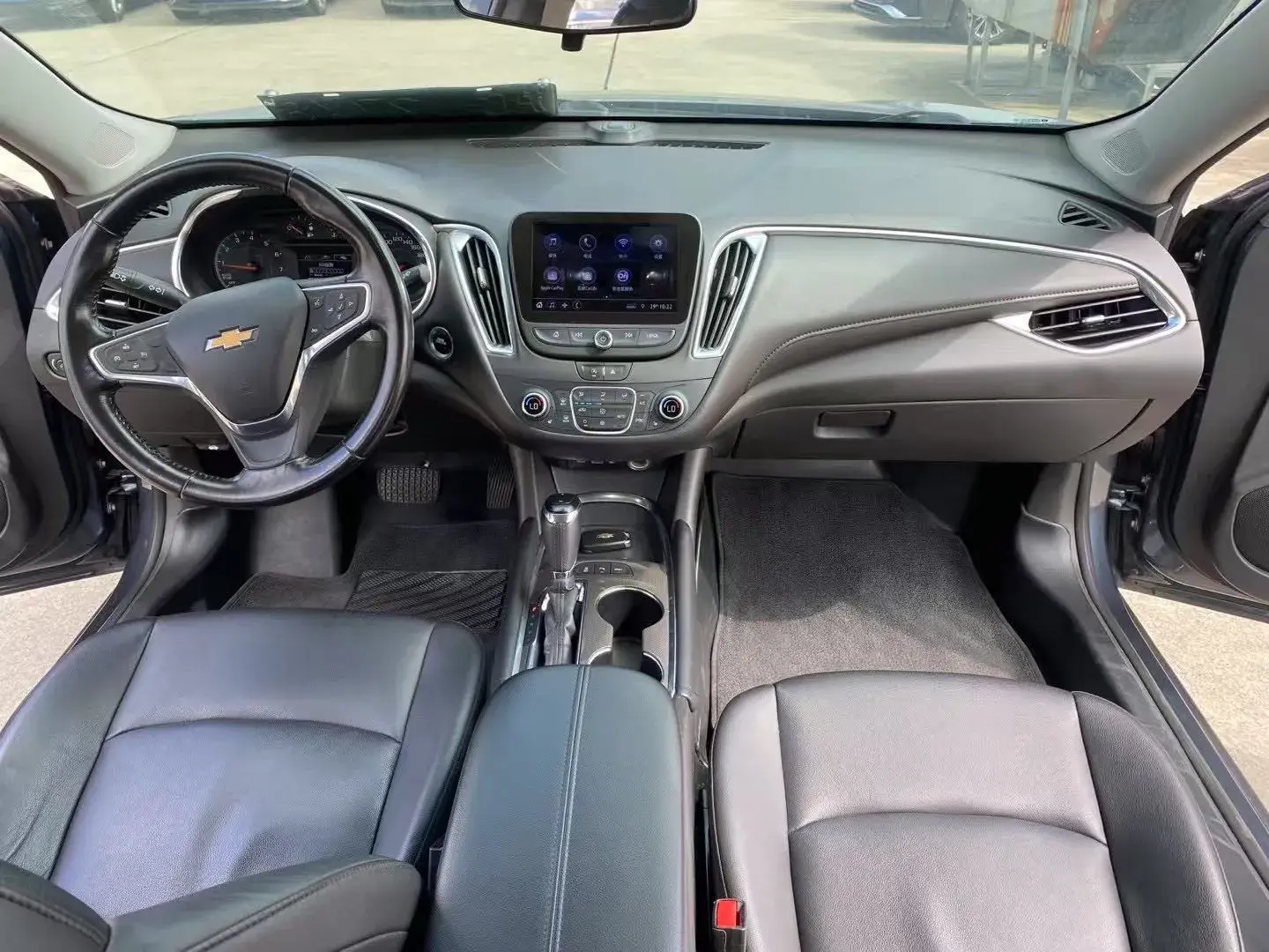 2019 CHEVROLET MALIBU thumbnail 3
