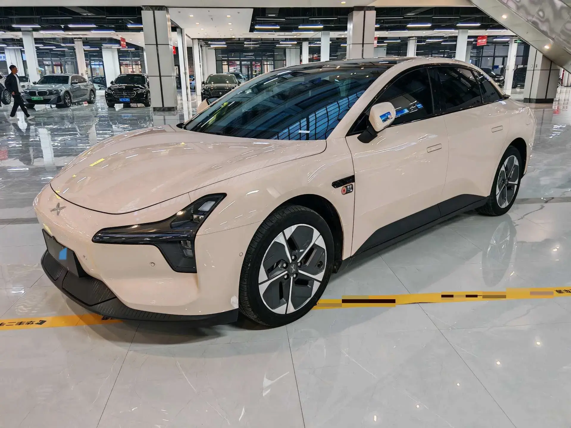 2024 XPENG MONA view 1