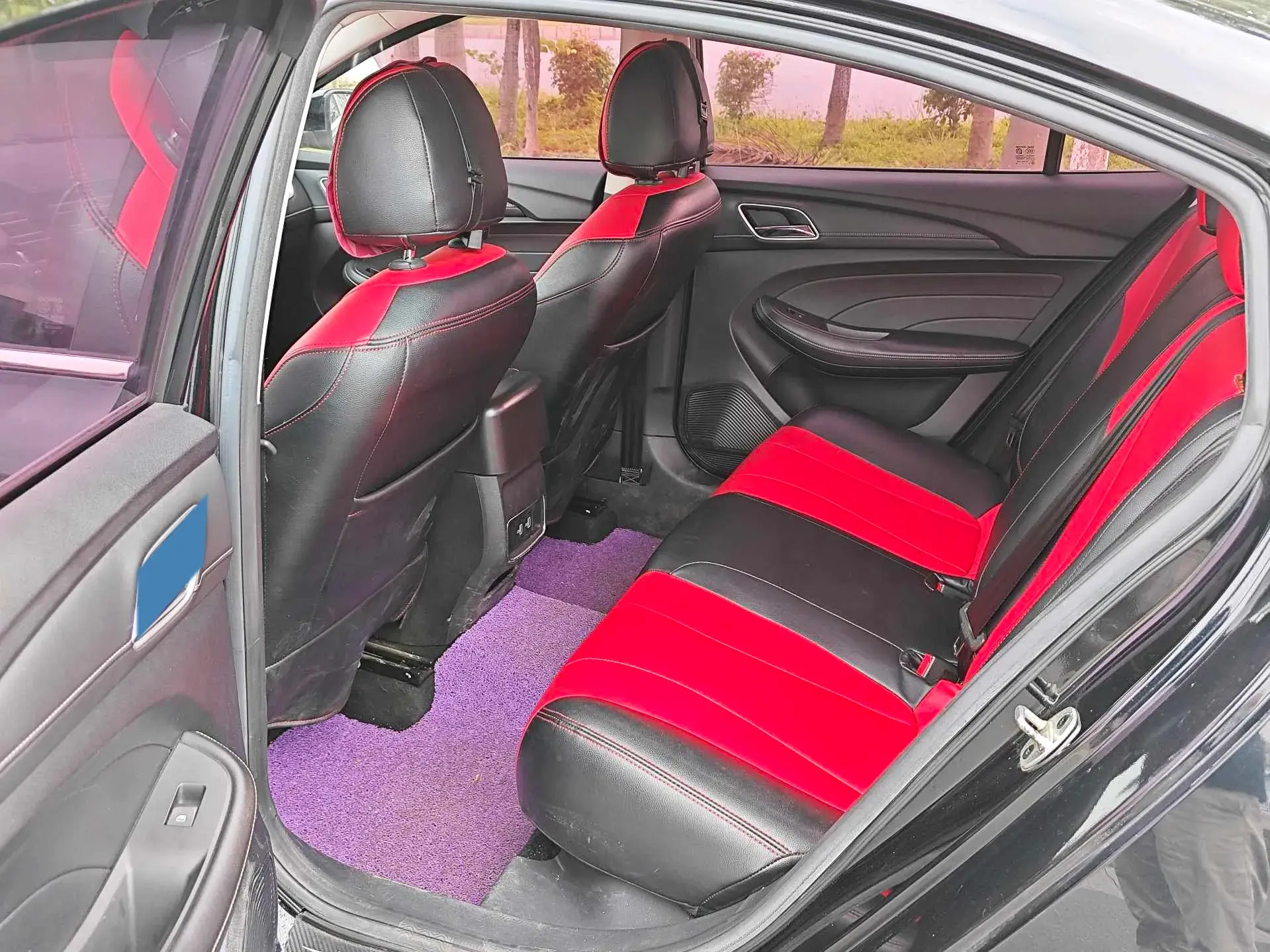 2019 ROEWE I5 thumbnail 4