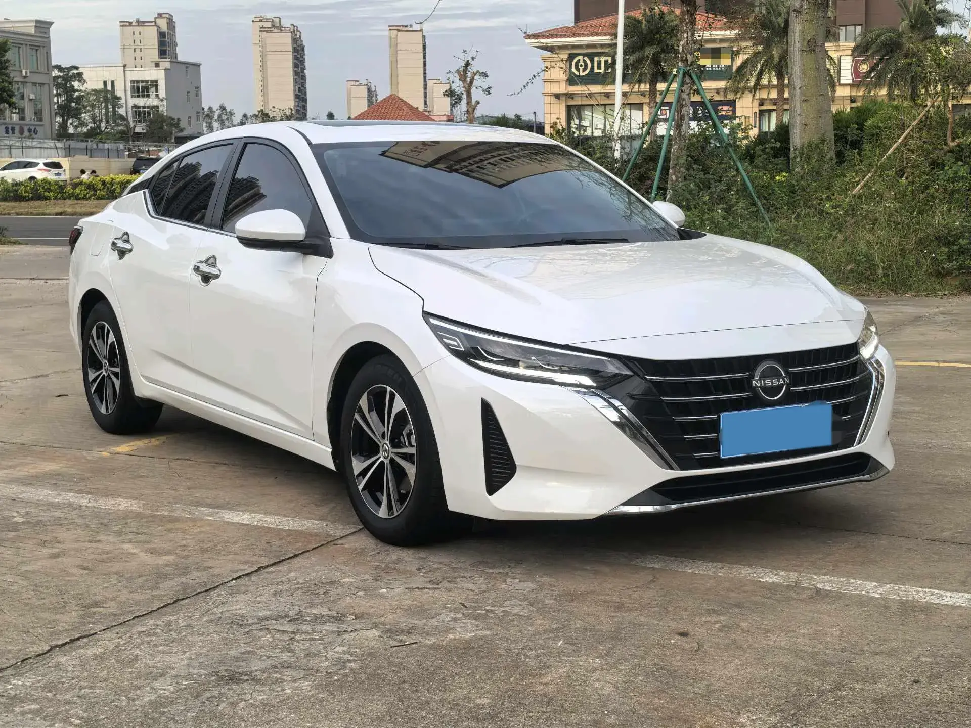 2023 NISSAN SYLPHY thumbnail 3