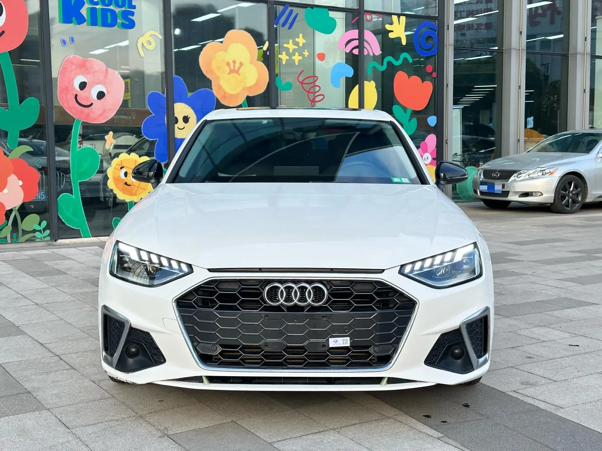 2020 AUDI A4L thumbnail 2