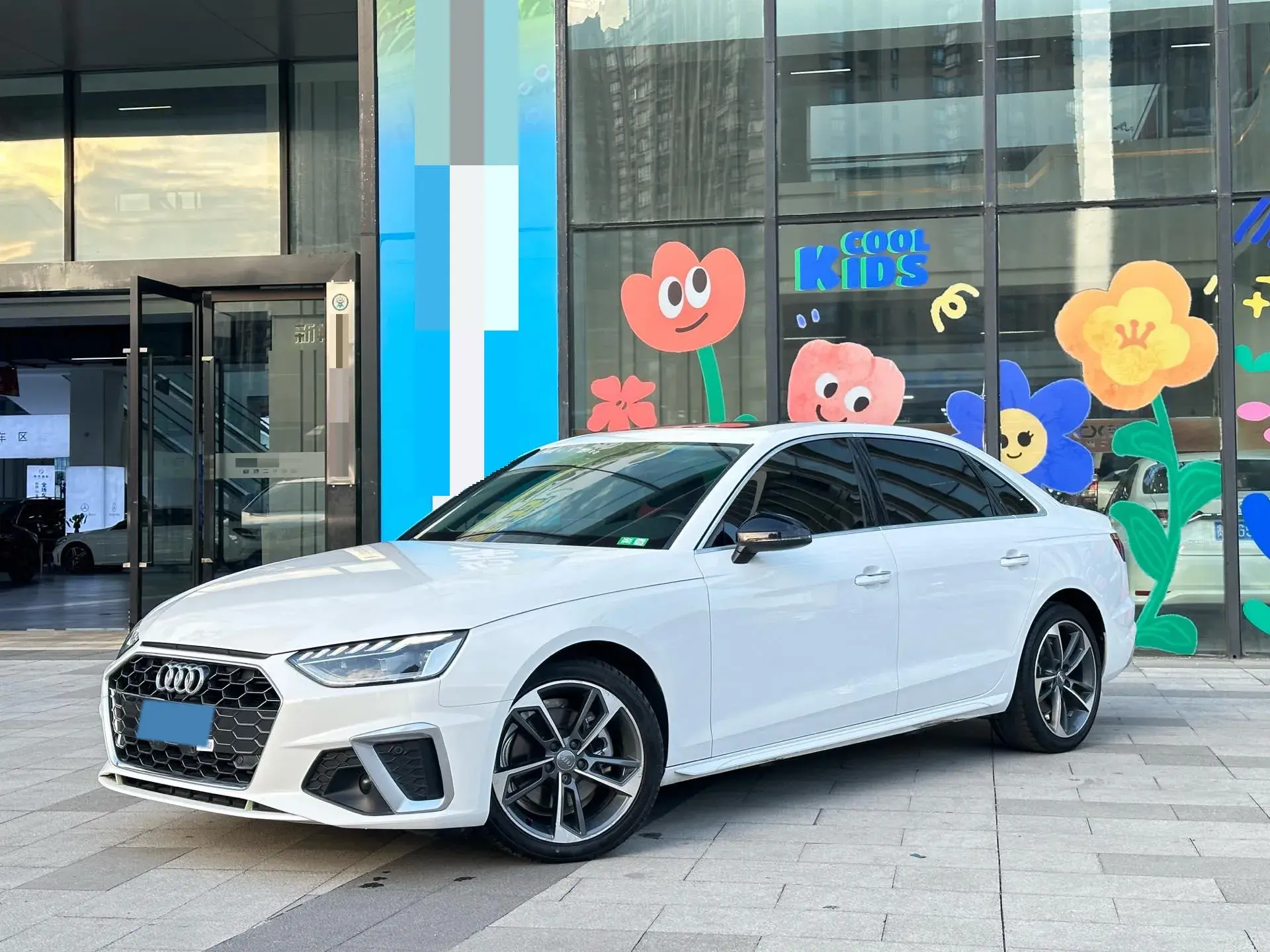2020 AUDI A4L view 1