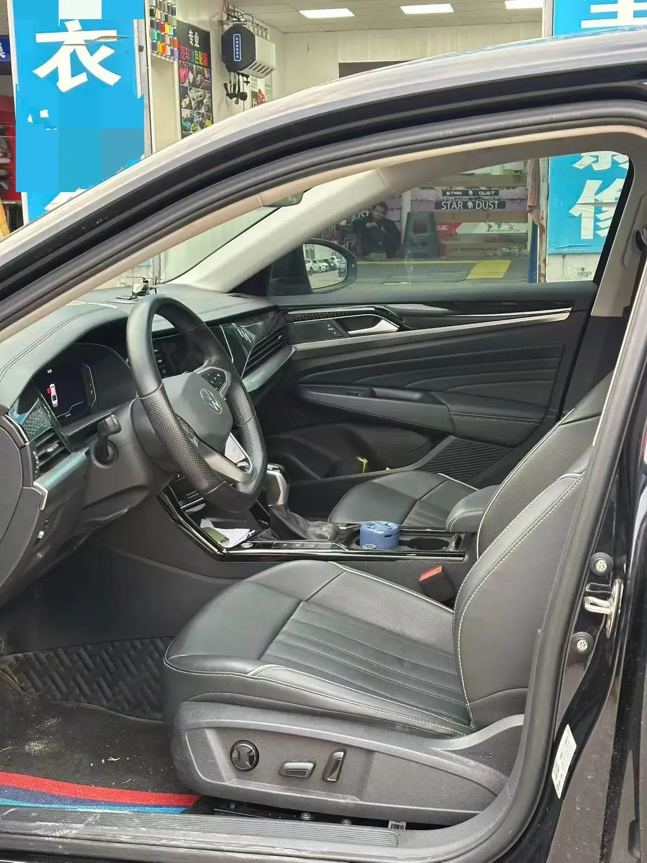 2022 VOLKSWAGEN PASSAT thumbnail 3