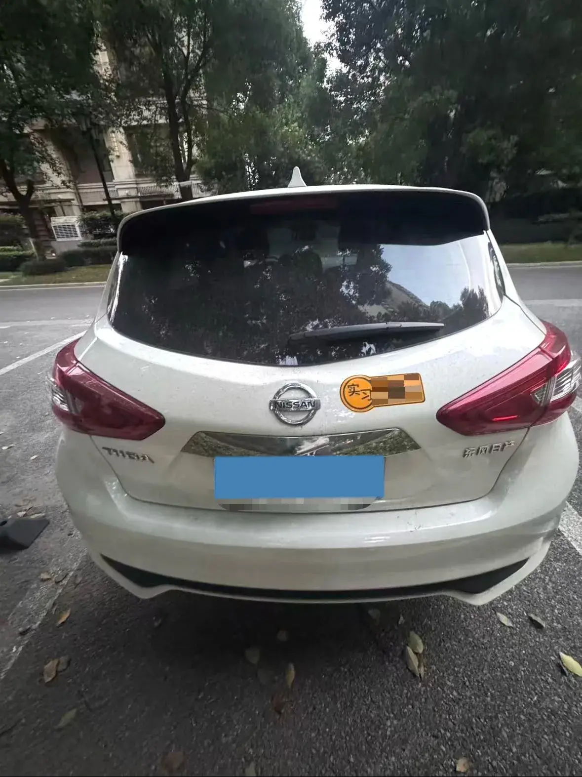 2021 NISSAN TIIDA thumbnail 4