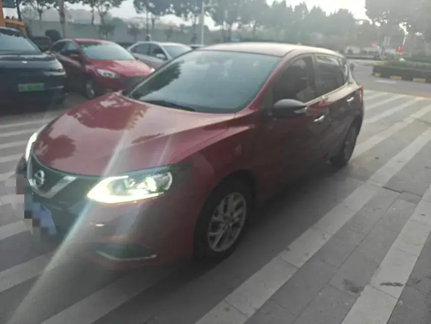 2020 NISSAN TIIDA view 1