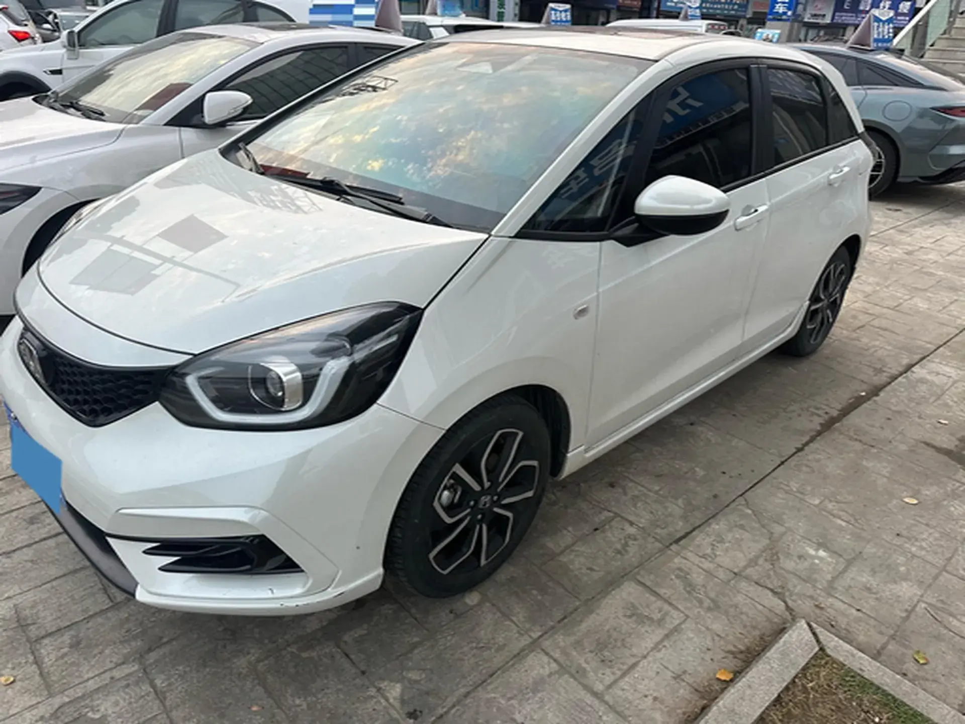 2023 HONDA LIFE view 1