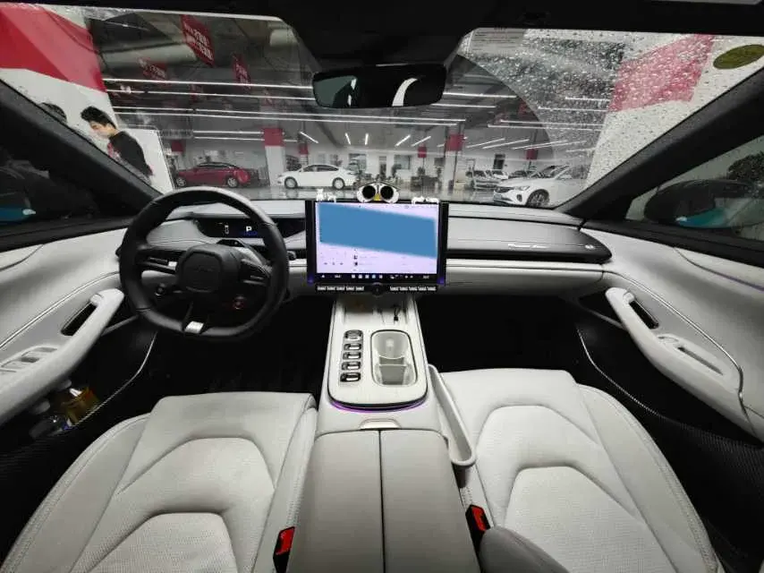 2024 MI SU7 thumbnail 4