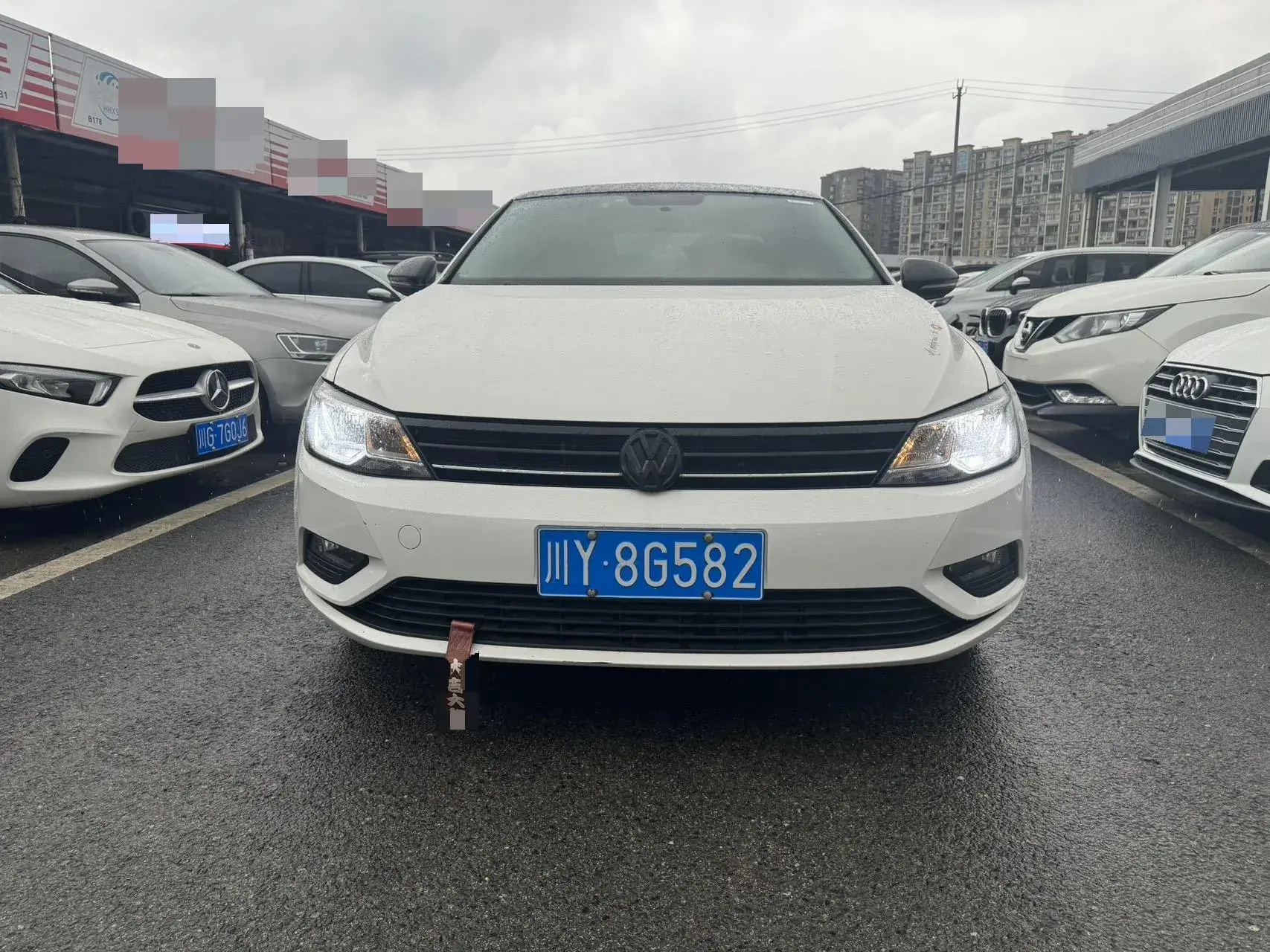 2018 VOLKSWAGEN LAMANDO thumbnail 2