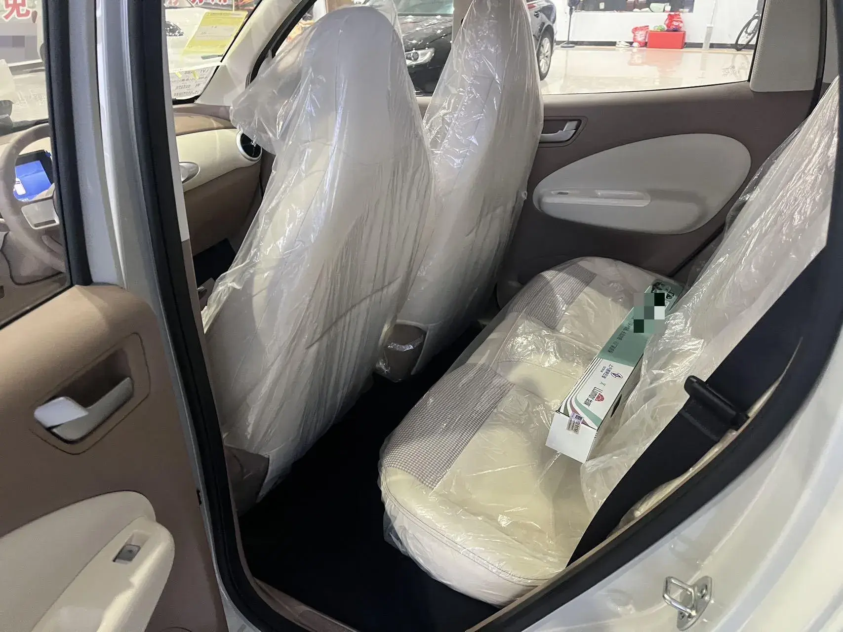 2025 WULING HONGGUANG thumbnail 4