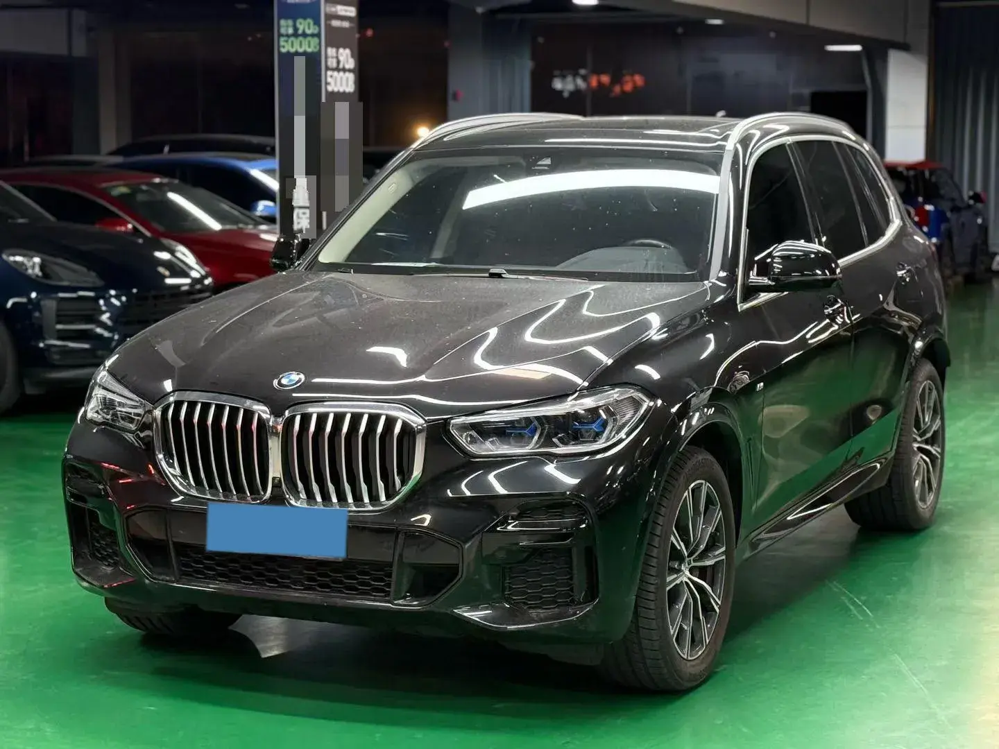 2022 BMW X5 view 1