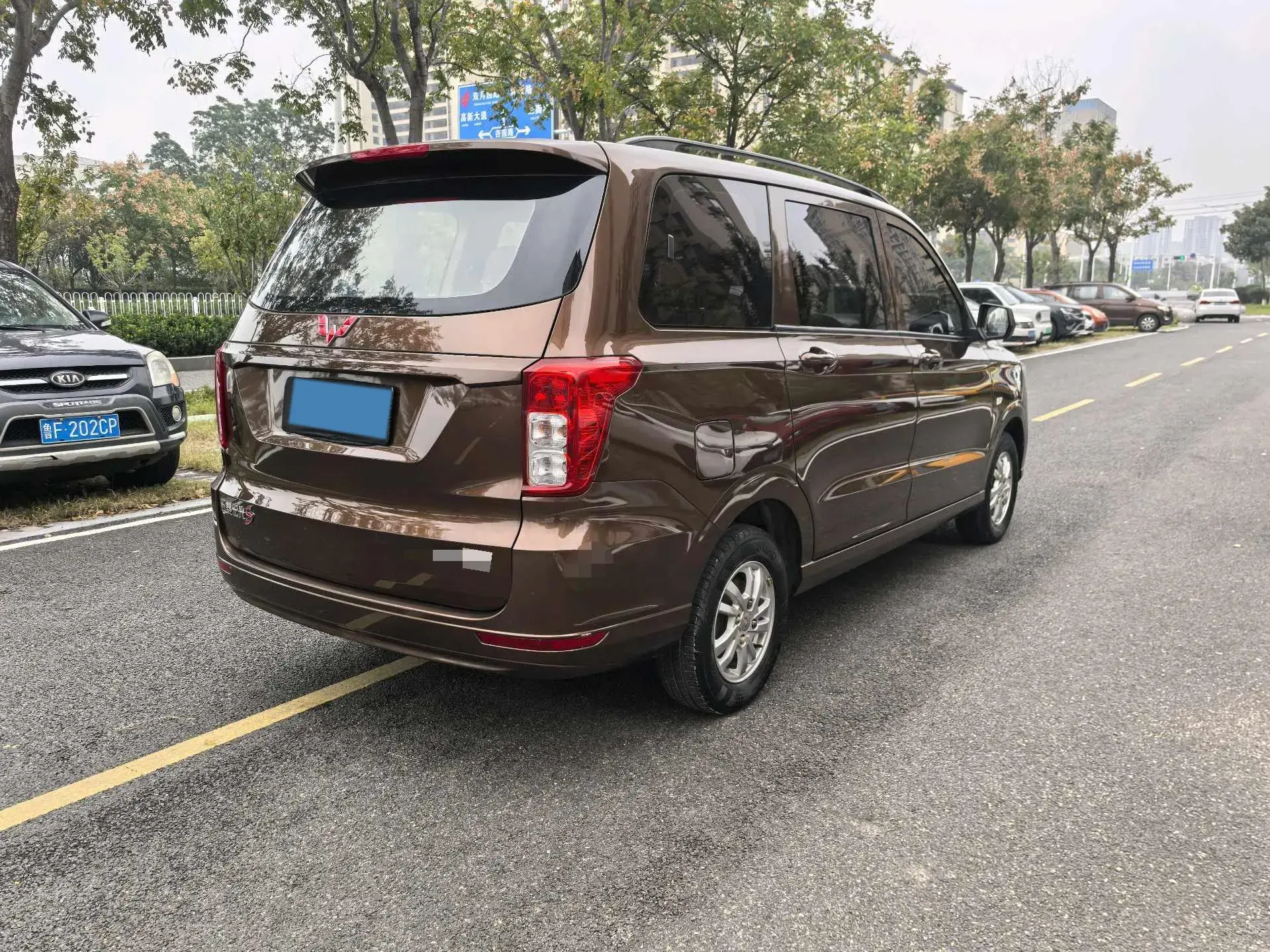 2019 WULING HONGGUANG thumbnail 4