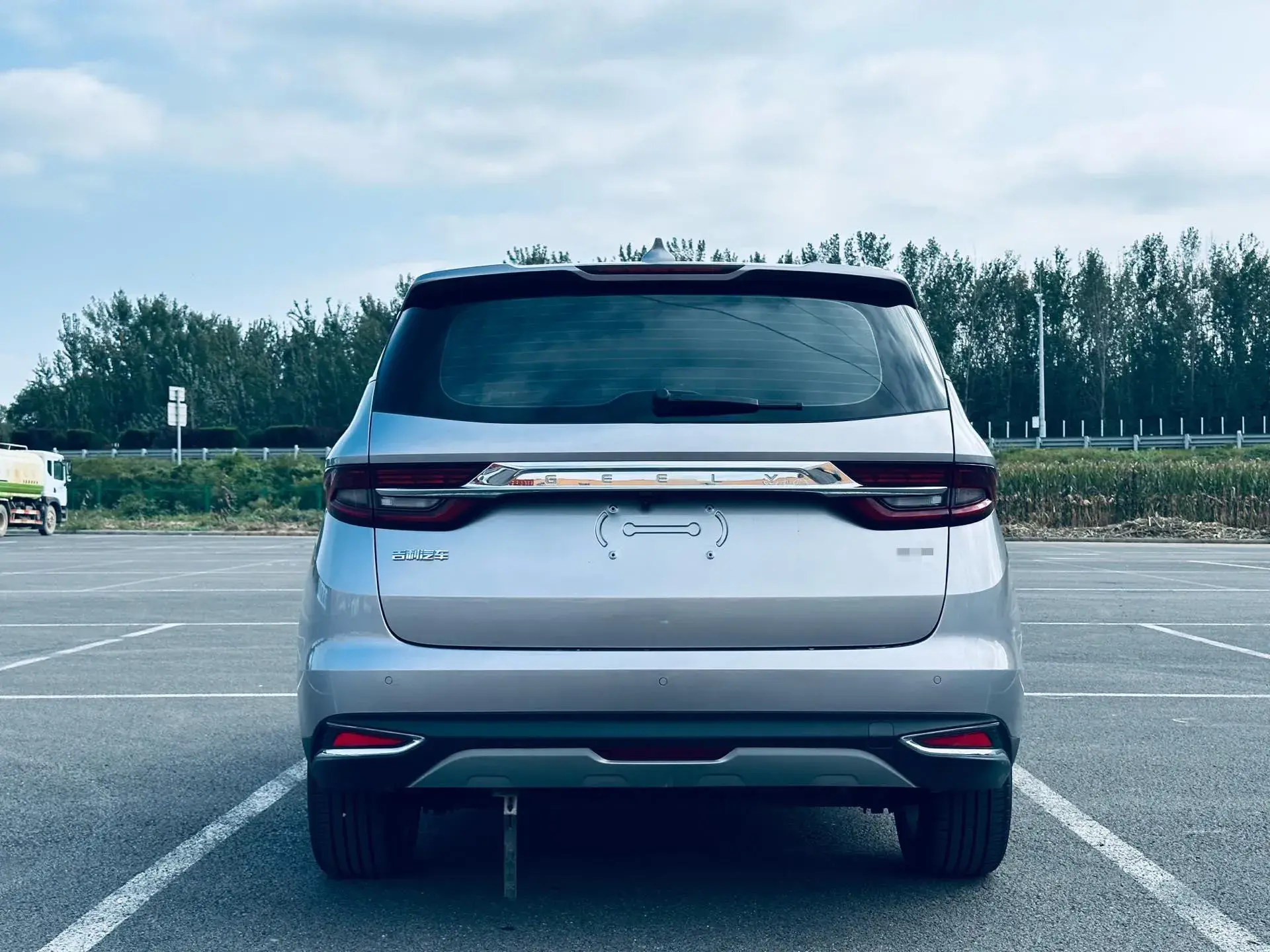 2021 GEELY JIAJI thumbnail 4