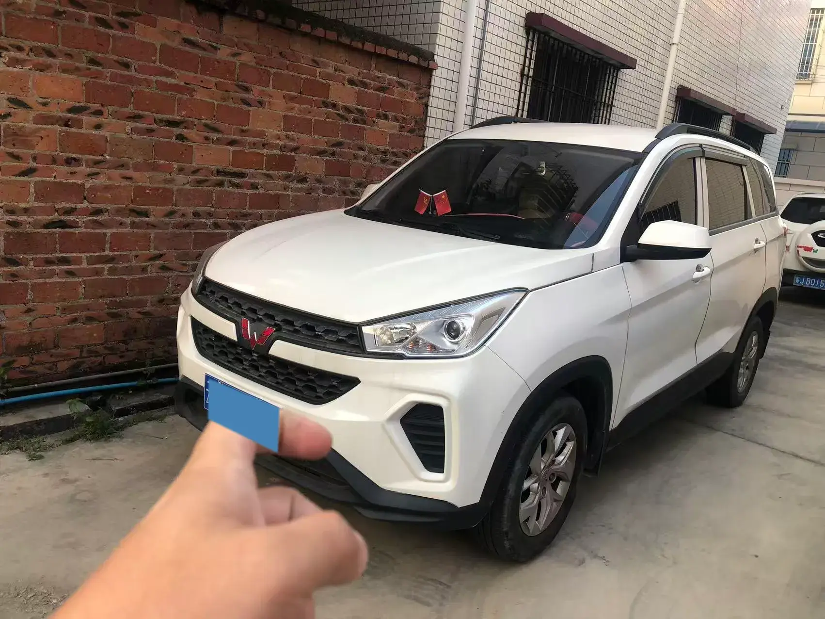 2019 WULING HONGGUANG view 1