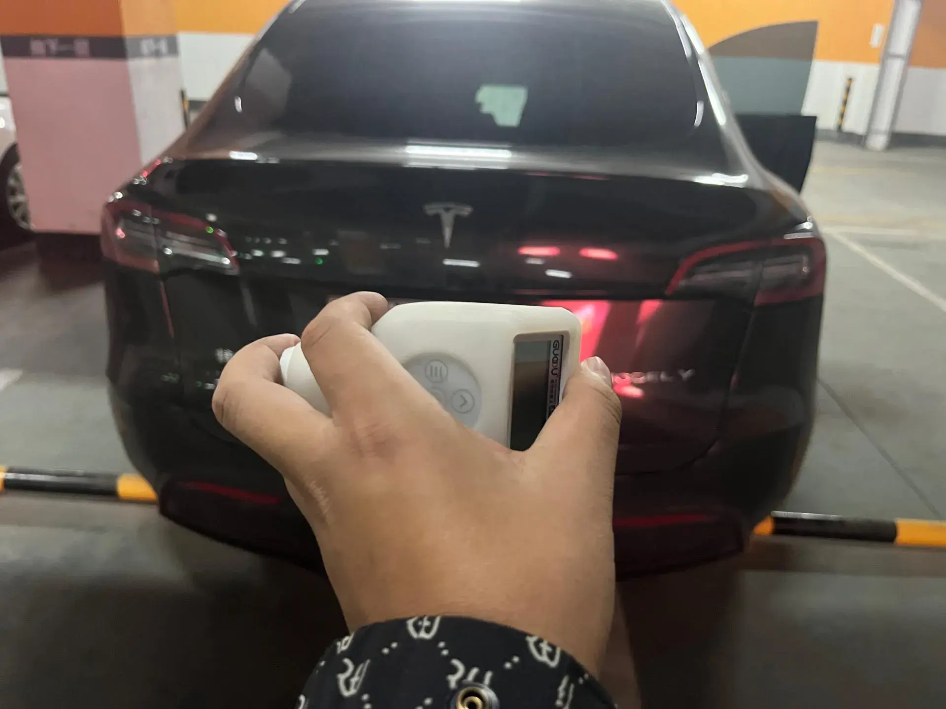 2021 TESLA MODEL thumbnail 3