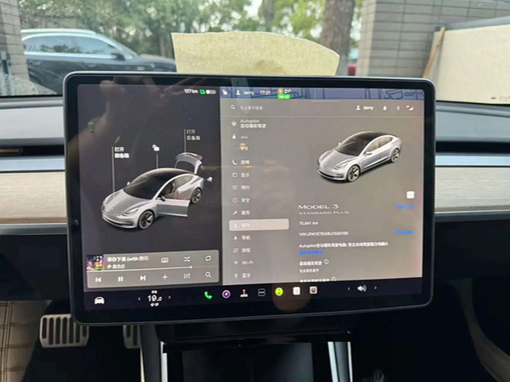 2019 TESLA MODEL thumbnail 3
