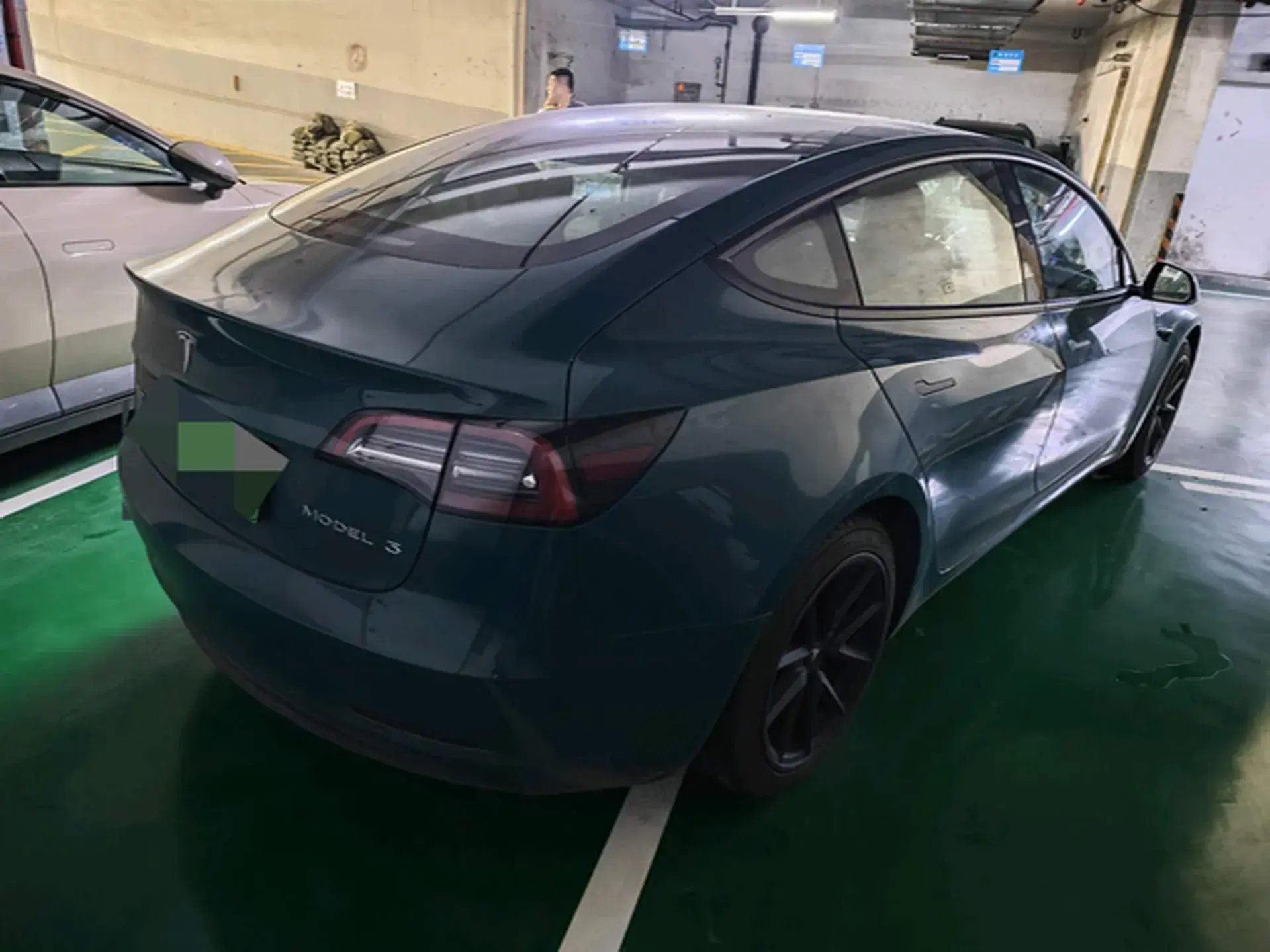 2021 TESLA MODEL thumbnail 4