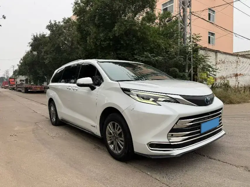 2021 TOYOTA SIENNA thumbnail 2