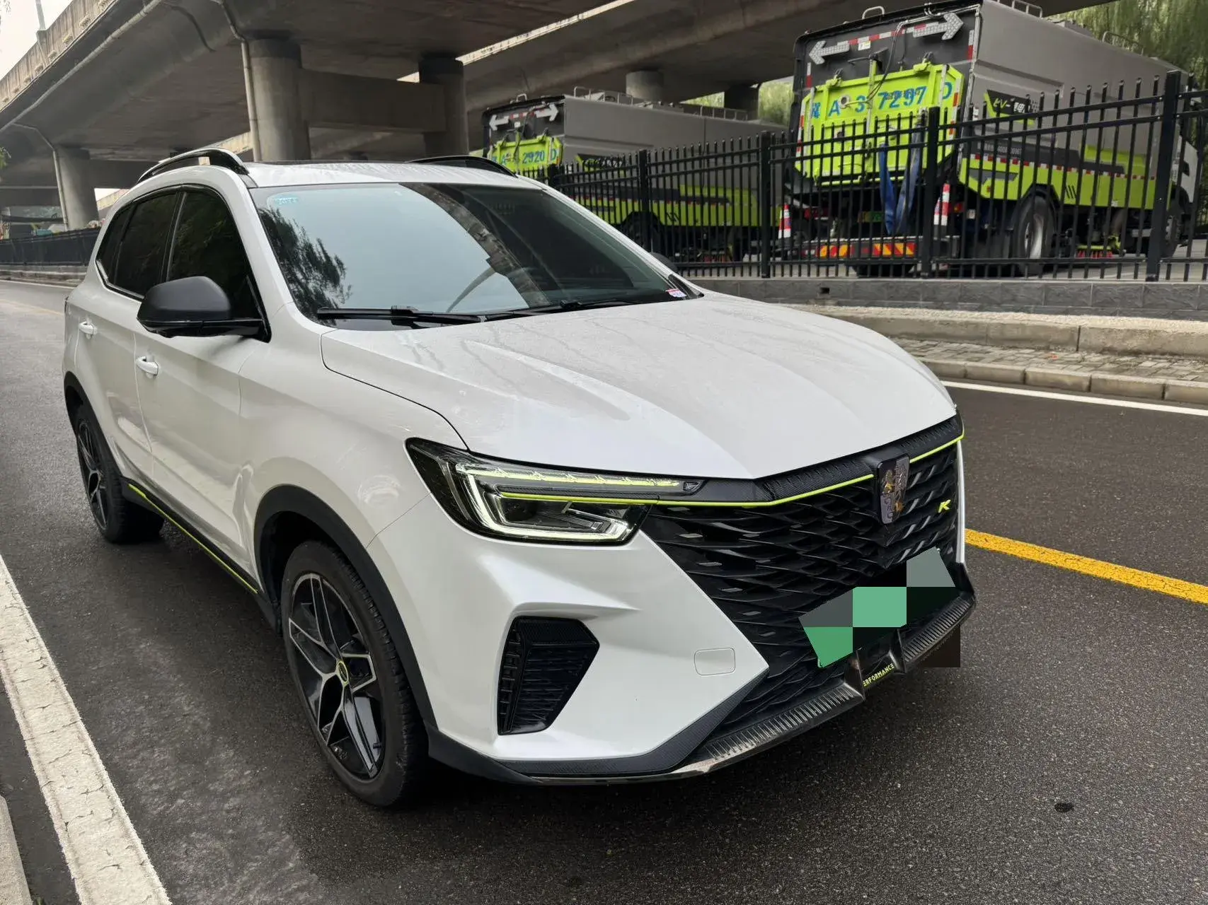 2021 ROEWE RX5 thumbnail 2