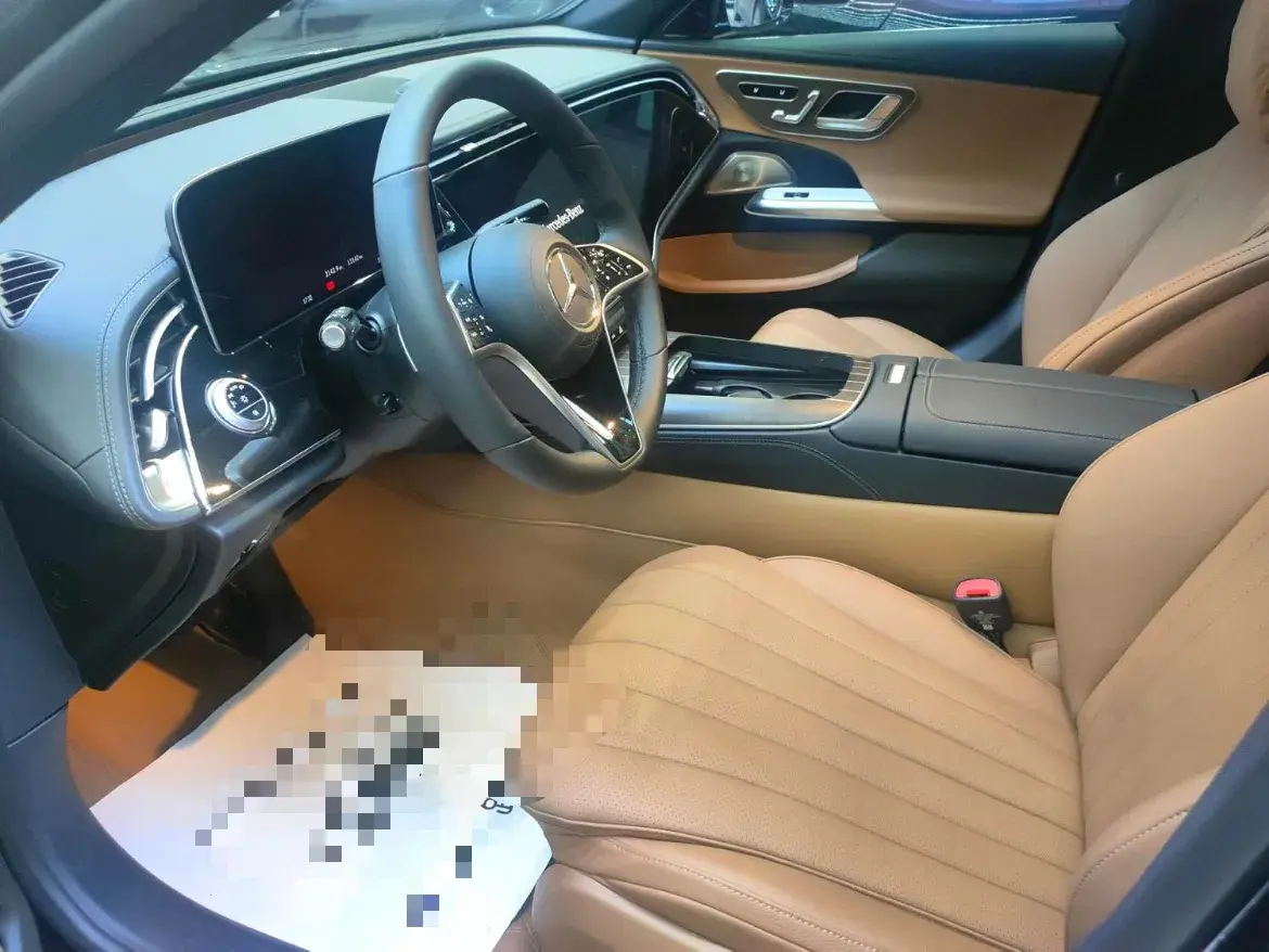 2025 MERCEDES-BENZ E thumbnail 4