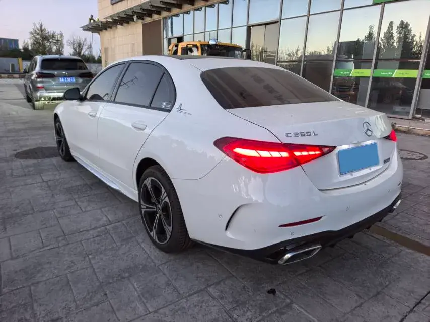 2022 MERCEDES-BENZ C thumbnail 3