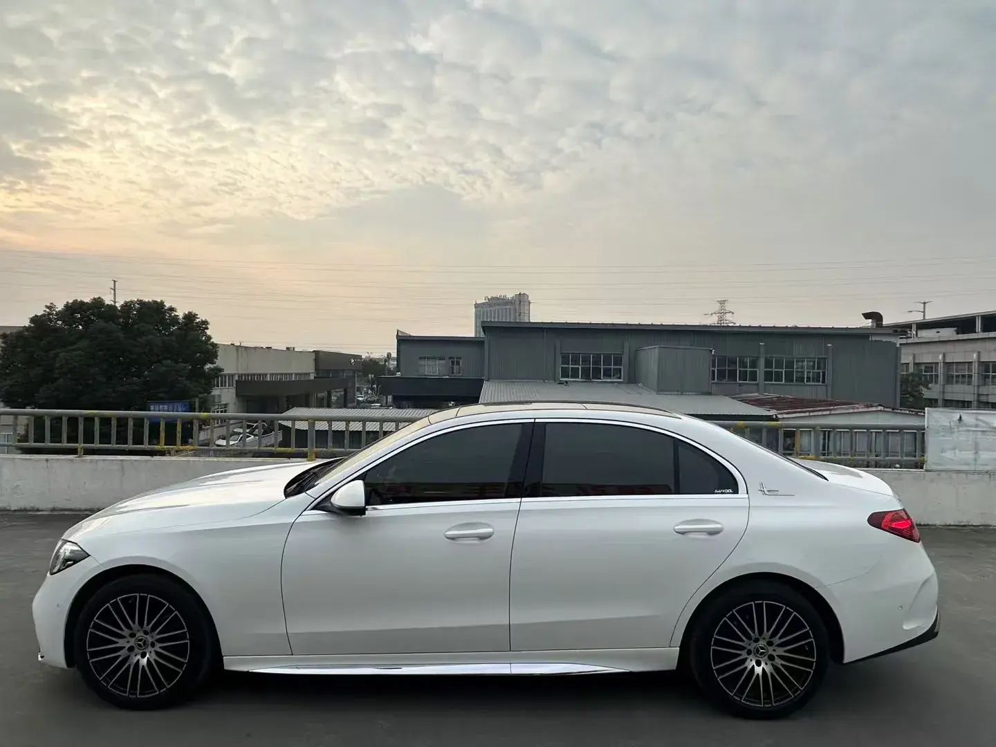 2023 MERCEDES-BENZ C thumbnail 3