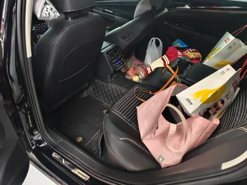 2020 VOLKSWAGEN PASSAT thumbnail 3