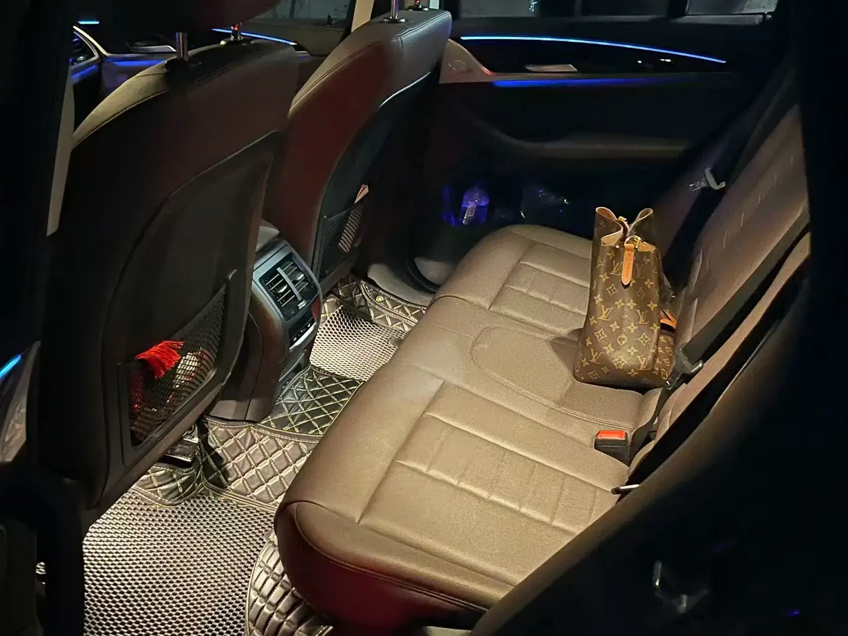 2020 BMW X3 thumbnail 3