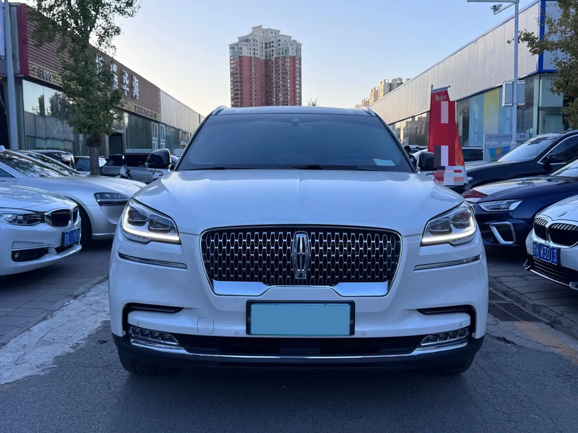 2021 LINCOLN AVIATOR thumbnail 2