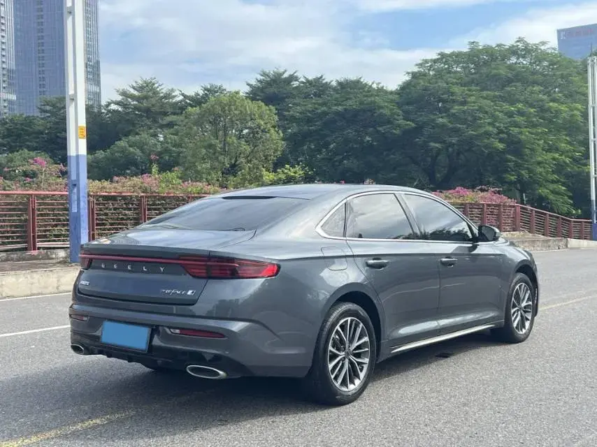 2023 GEELY PREFACE thumbnail 4