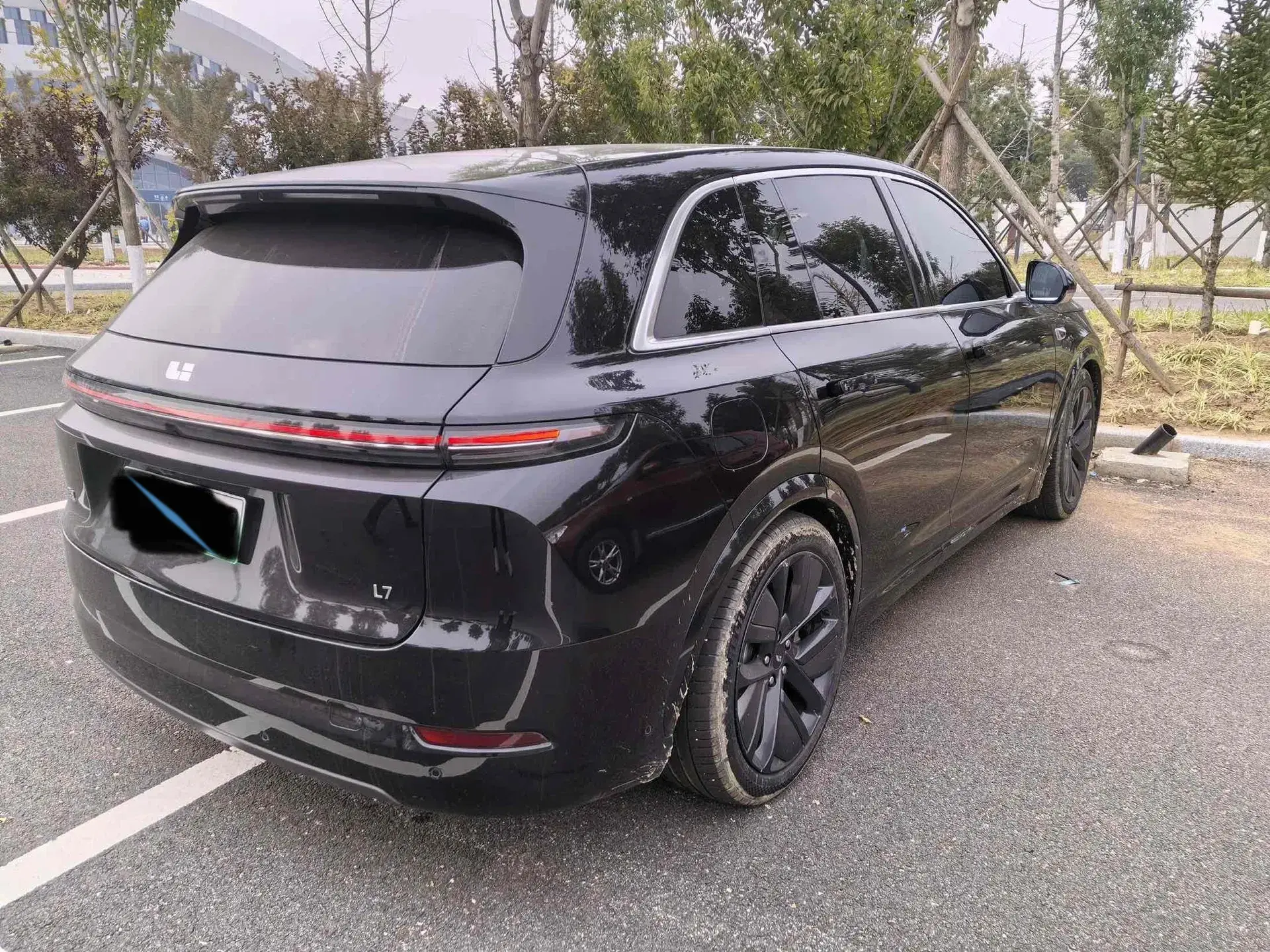 2024 LI L7 thumbnail 2