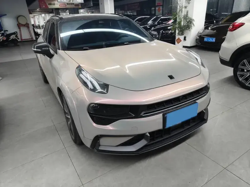 2022 LYNK&CO 02 thumbnail 2