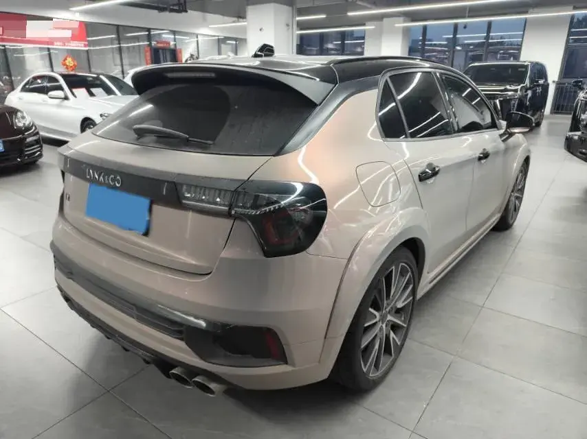 2022 LYNK&CO 02 thumbnail 4