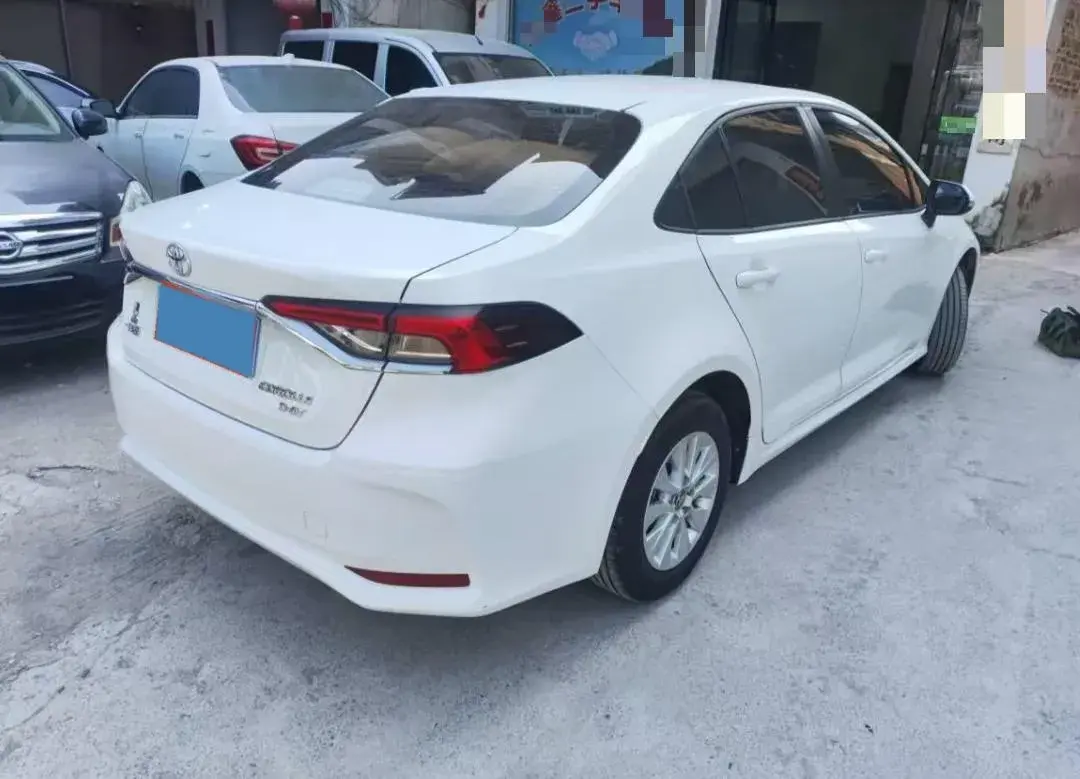 2021 TOYOTA COROLLA thumbnail 2