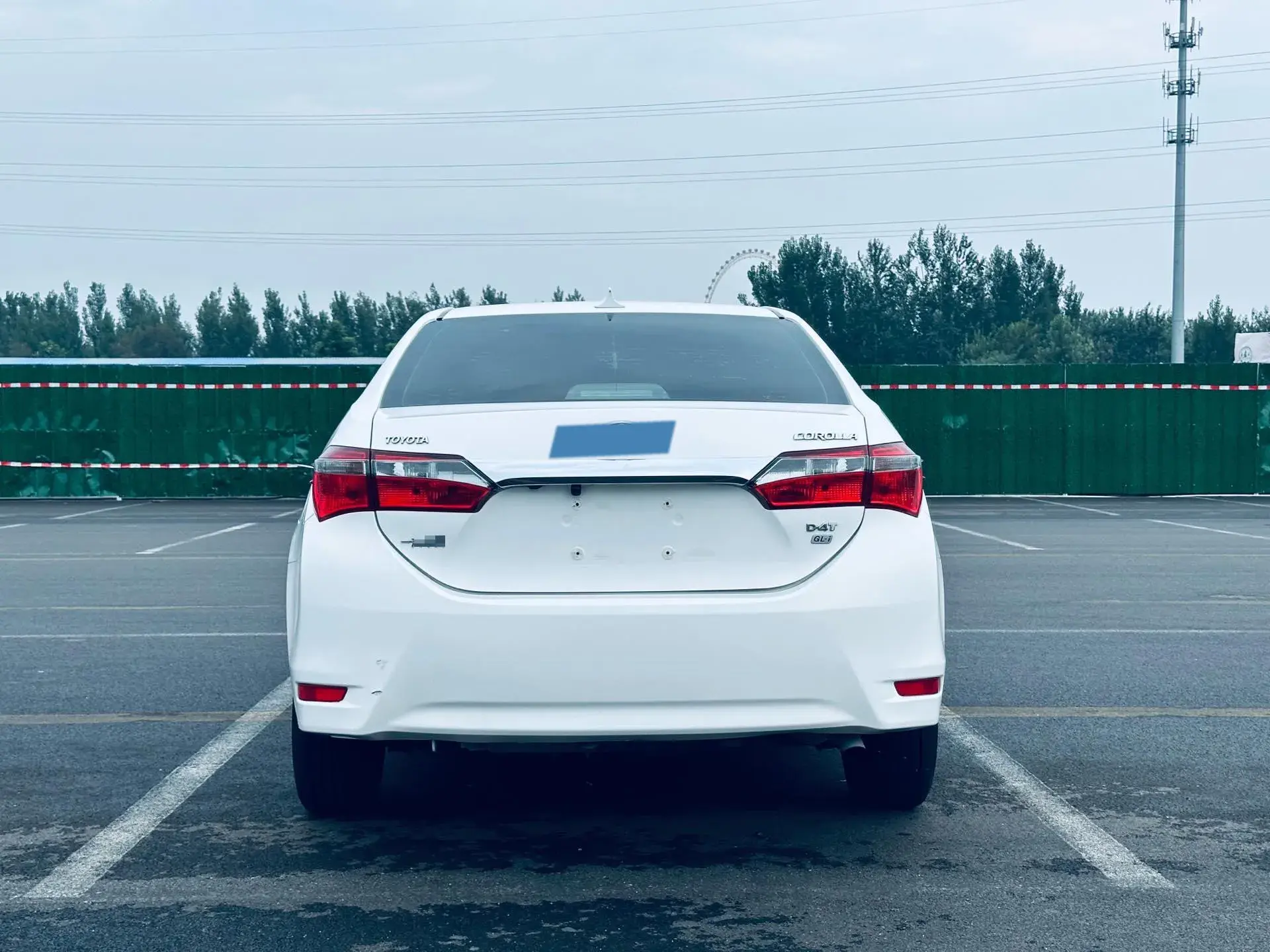 2017 TOYOTA COROLLA thumbnail 4