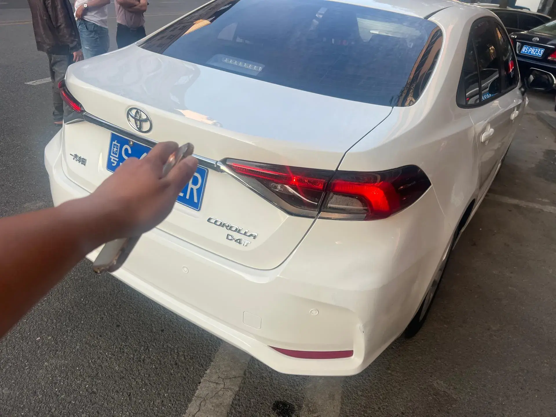 2021 TOYOTA COROLLA thumbnail 2