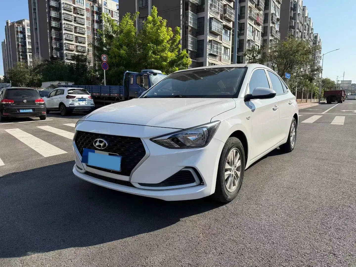 2017 HYUNDAI CELESTA view 1