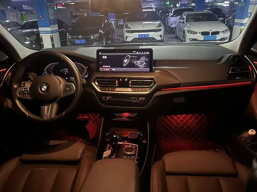 2023 BMW X3 thumbnail 4