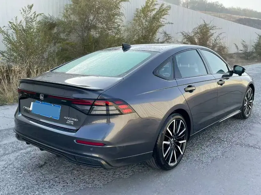 2023 HONDA ACCORD thumbnail 4