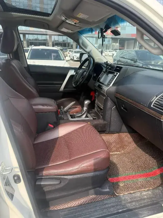 2019 TOYOTA LAND thumbnail 2