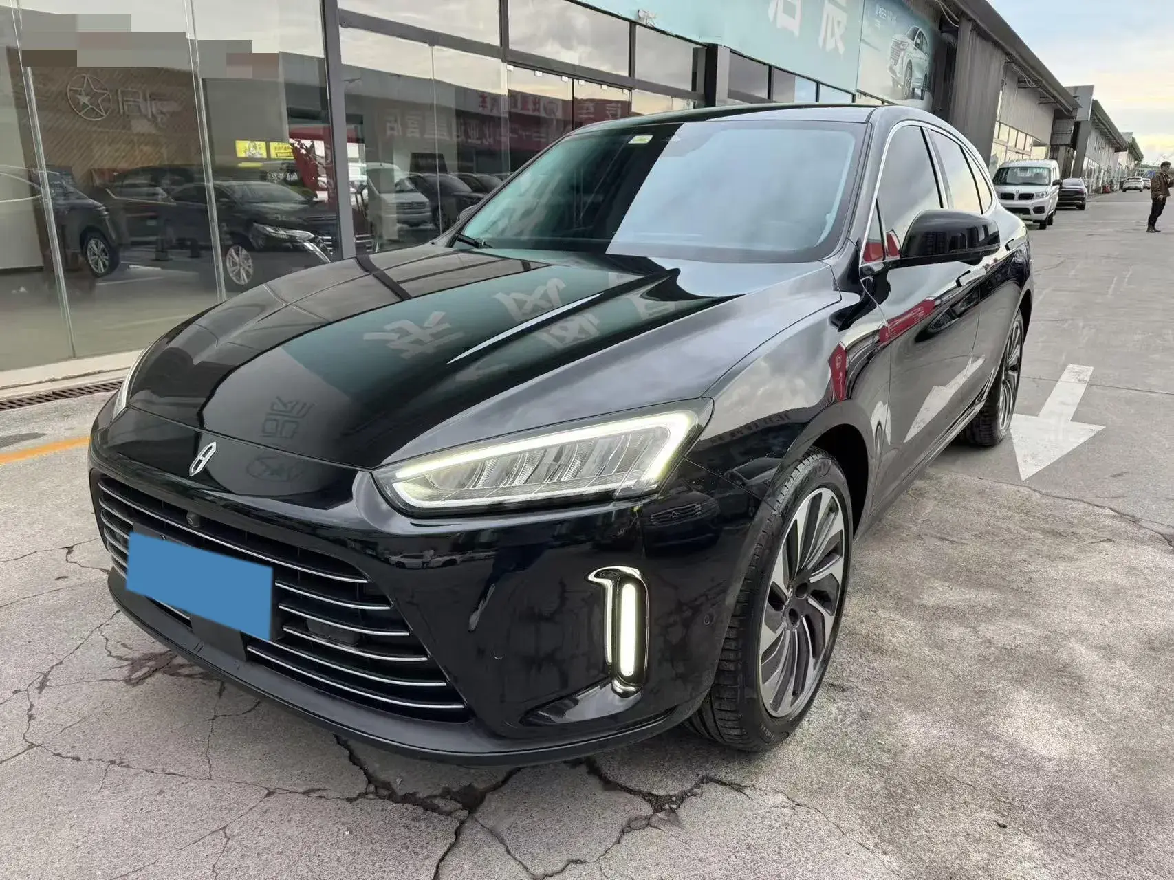 2022 AITO AITO view 1