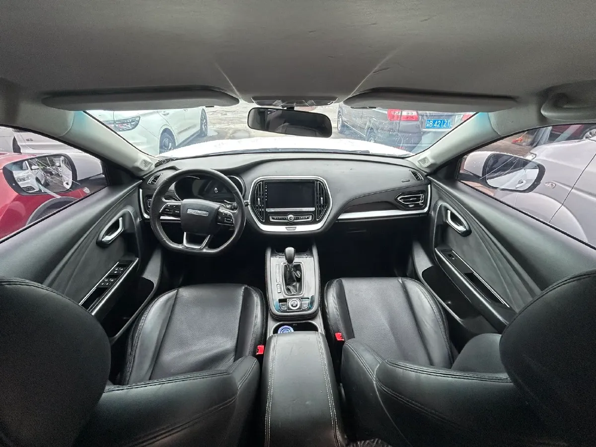 2020 Jetour X70M 1.5T 156HP L4 6DCT,autocango,china used car exporter,china ev exporter,chinese used car exporter,chinese used ev exporter