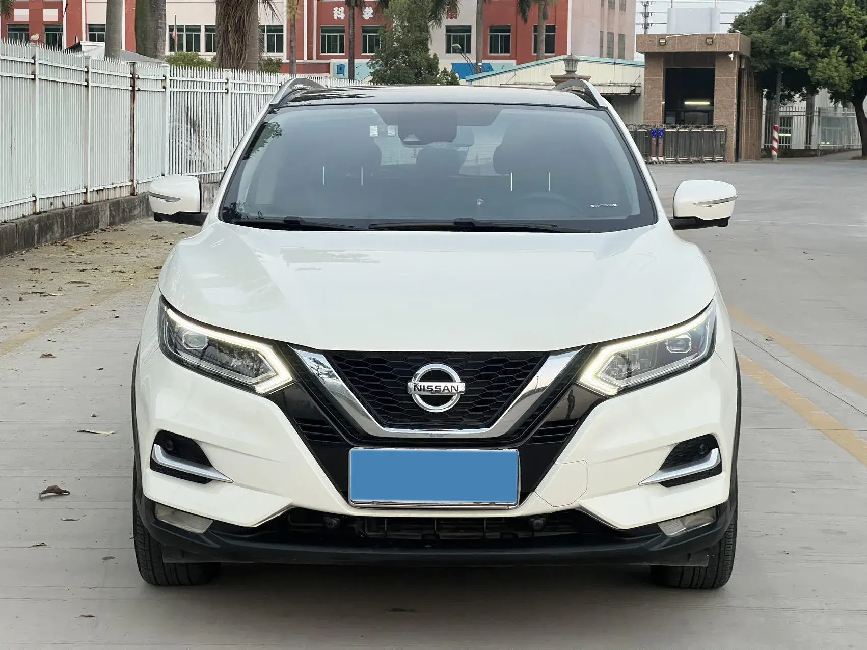 2022 NISSAN QASHQAI thumbnail 3