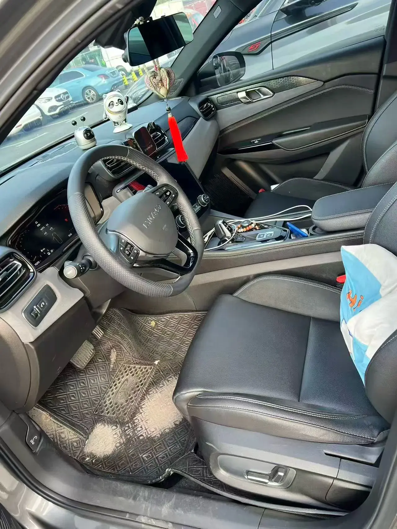 2021 LYNK&CO 03 thumbnail 3