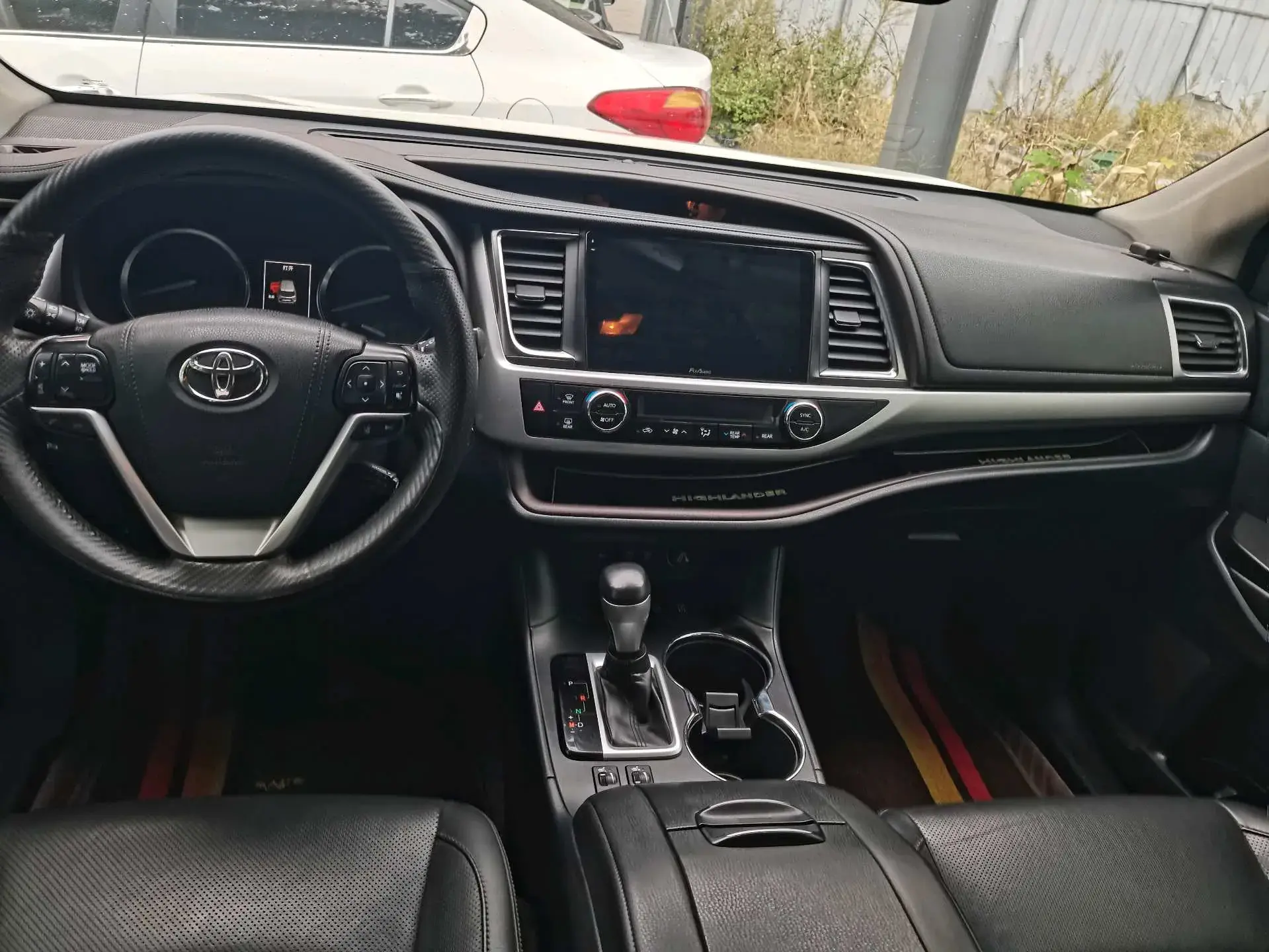 2018 TOYOTA HIGHLANDER thumbnail 4